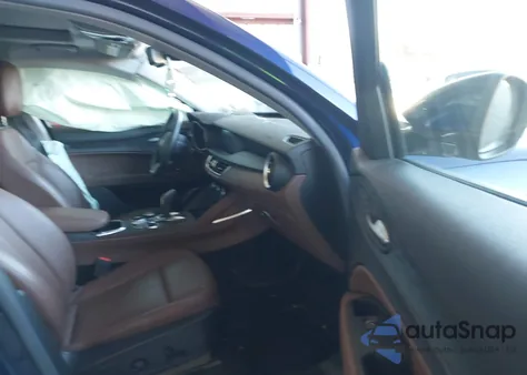 2020 Alfa Romeo Stelvio Awd z USA, uszkodzony, nr VIN ZASPAKAN5L7C84682